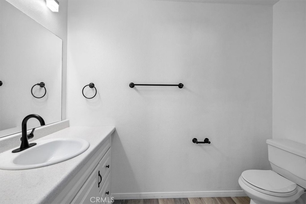 2254 Gaviota Avenue Unit: 34