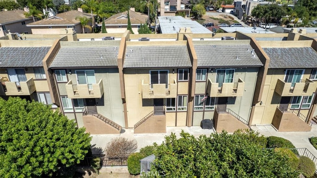 2254 Gaviota Avenue Unit: 34