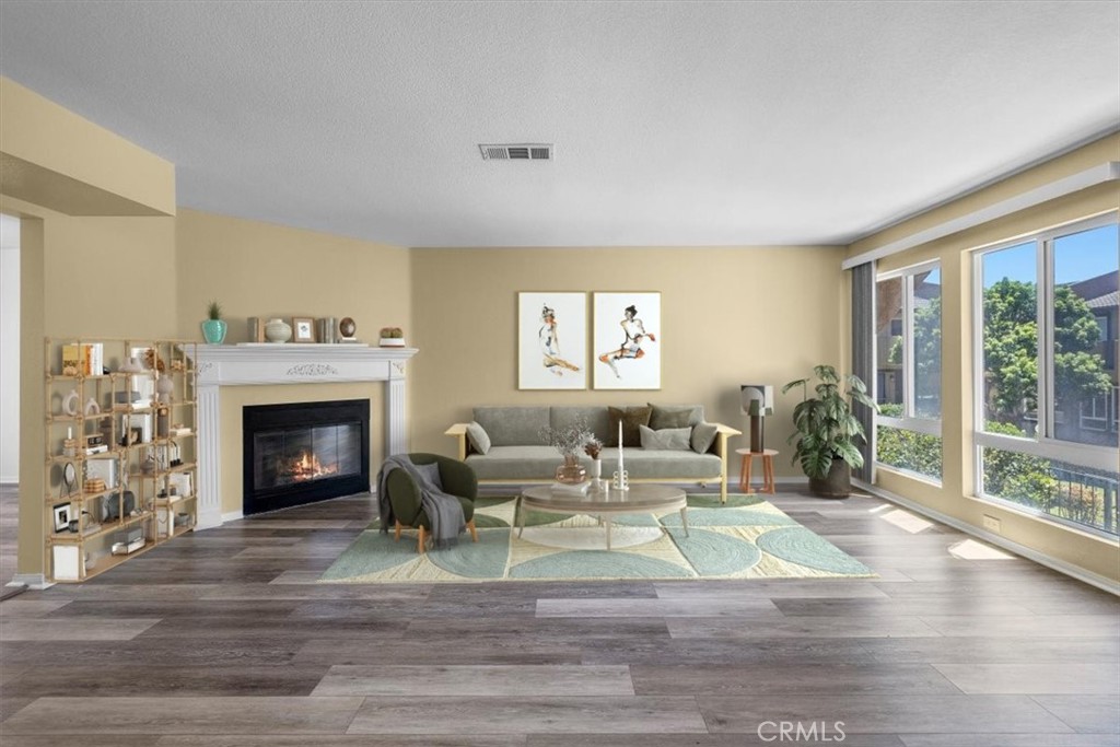 2254 Gaviota Avenue Unit: 34