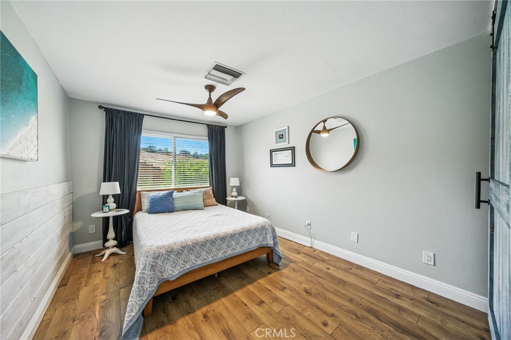 10494 Meadow Glen Way E