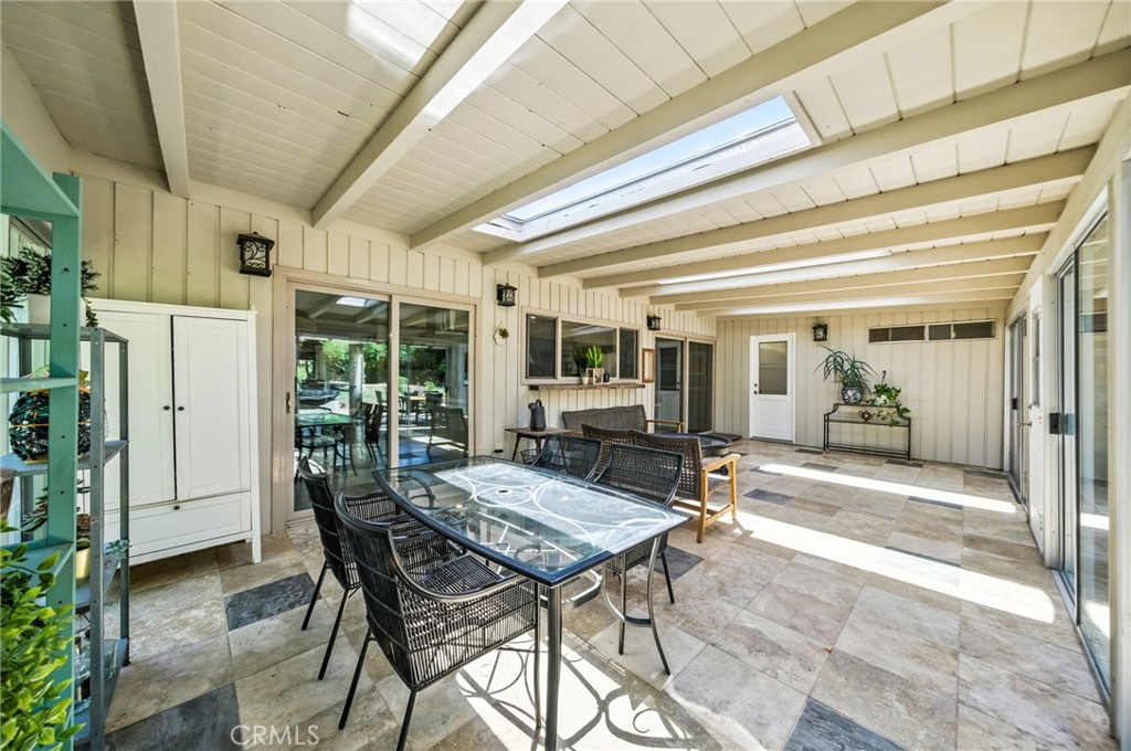 10494 Meadow Glen Way E