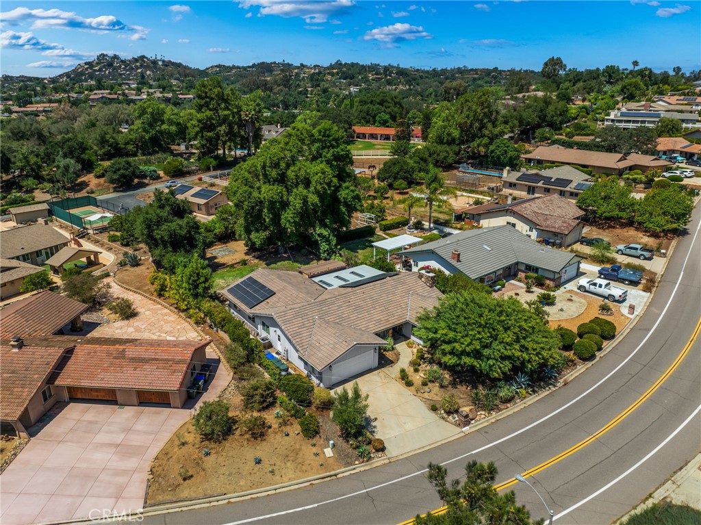 10494 Meadow Glen Way E