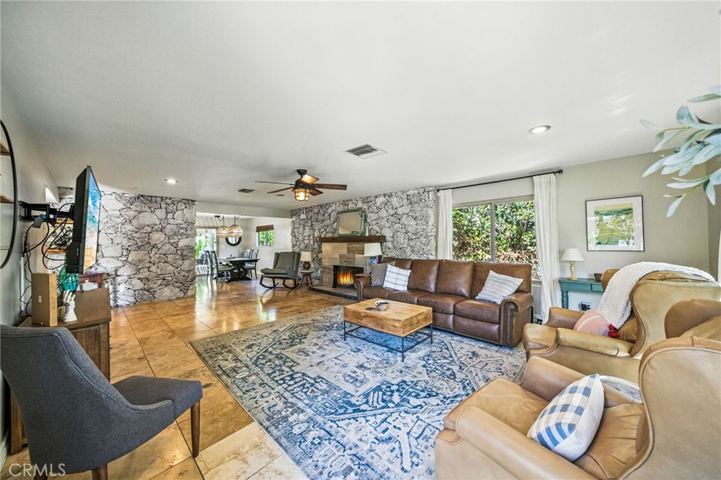 10494 Meadow Glen Way E