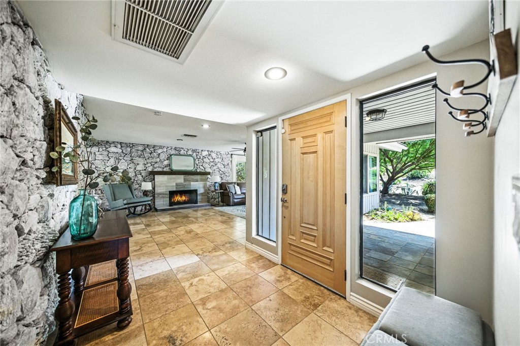 10494 Meadow Glen Way E