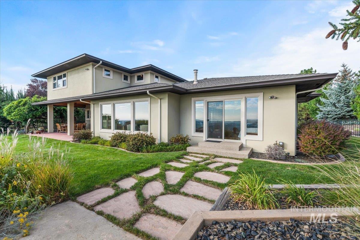 2899 E Table Rock Road