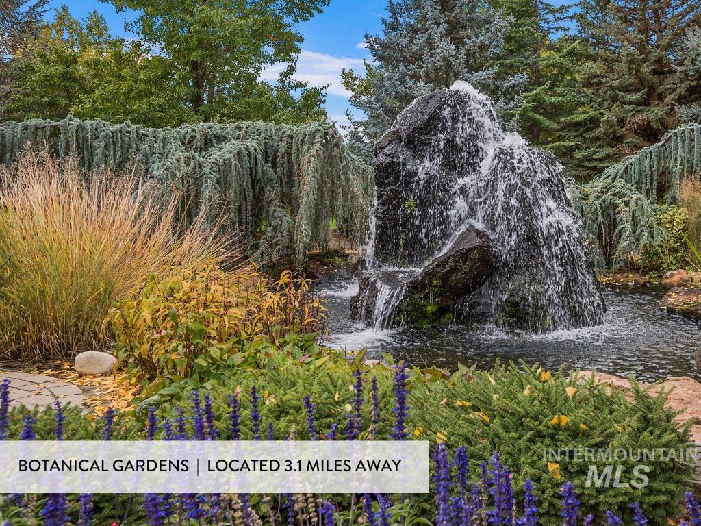 2899 E Table Rock Road