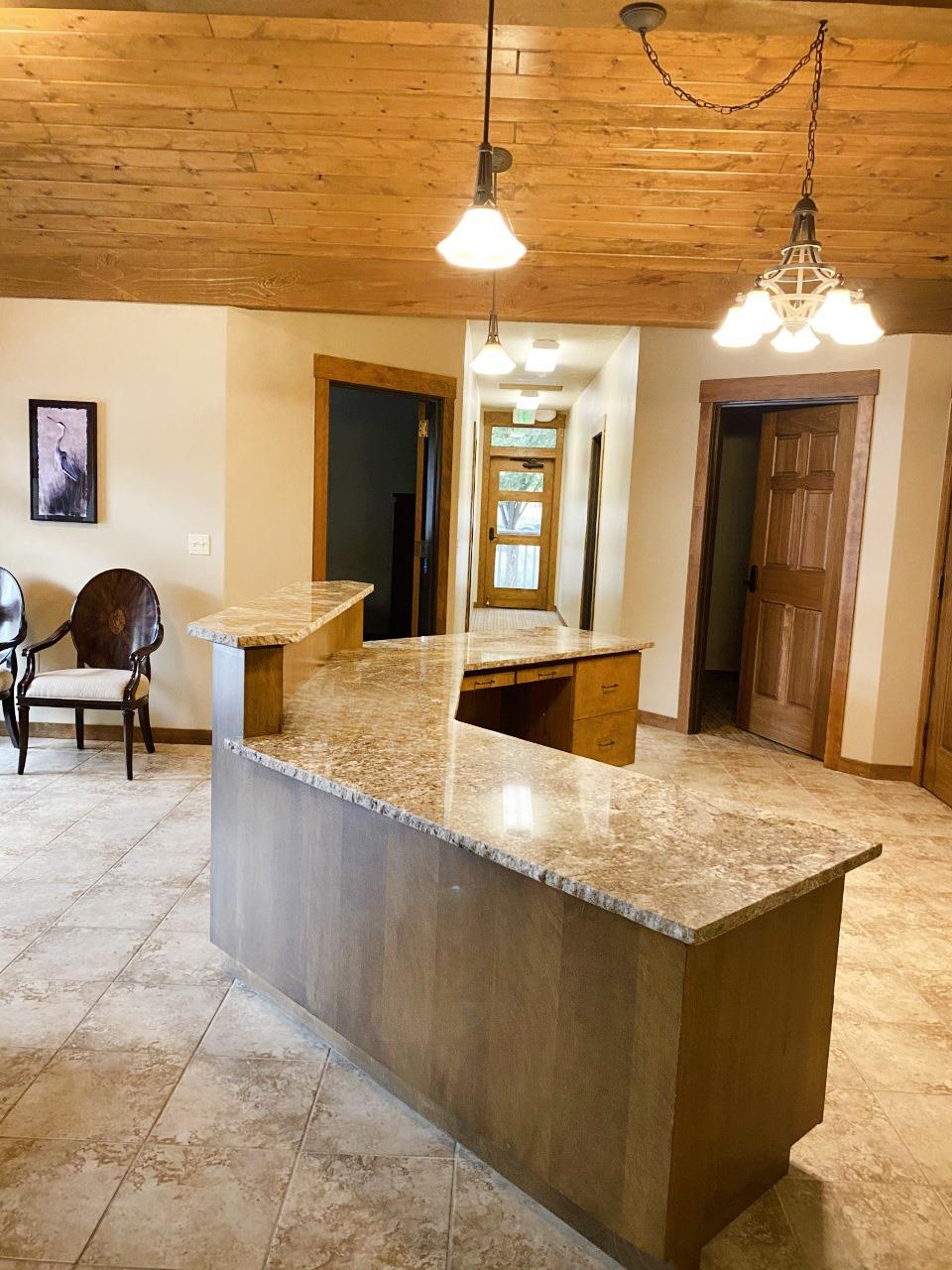 842 E Winding Creek Drive