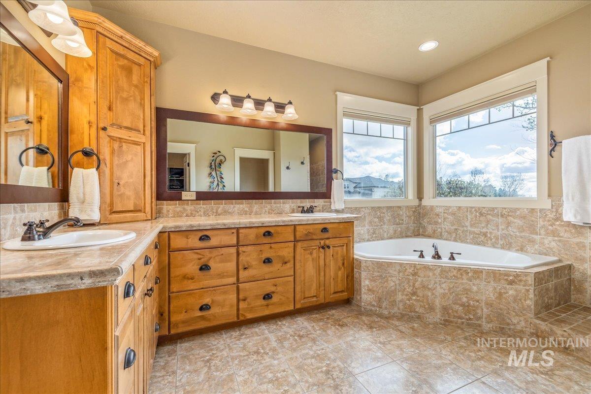 12758 W Deep Canyon Dr