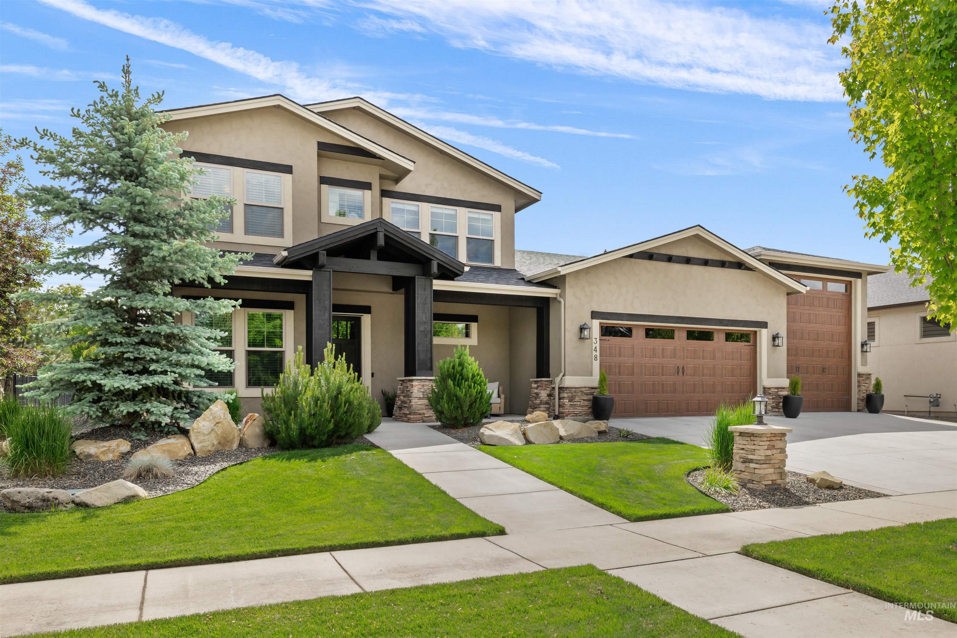 348 N Timber Wolf Pl