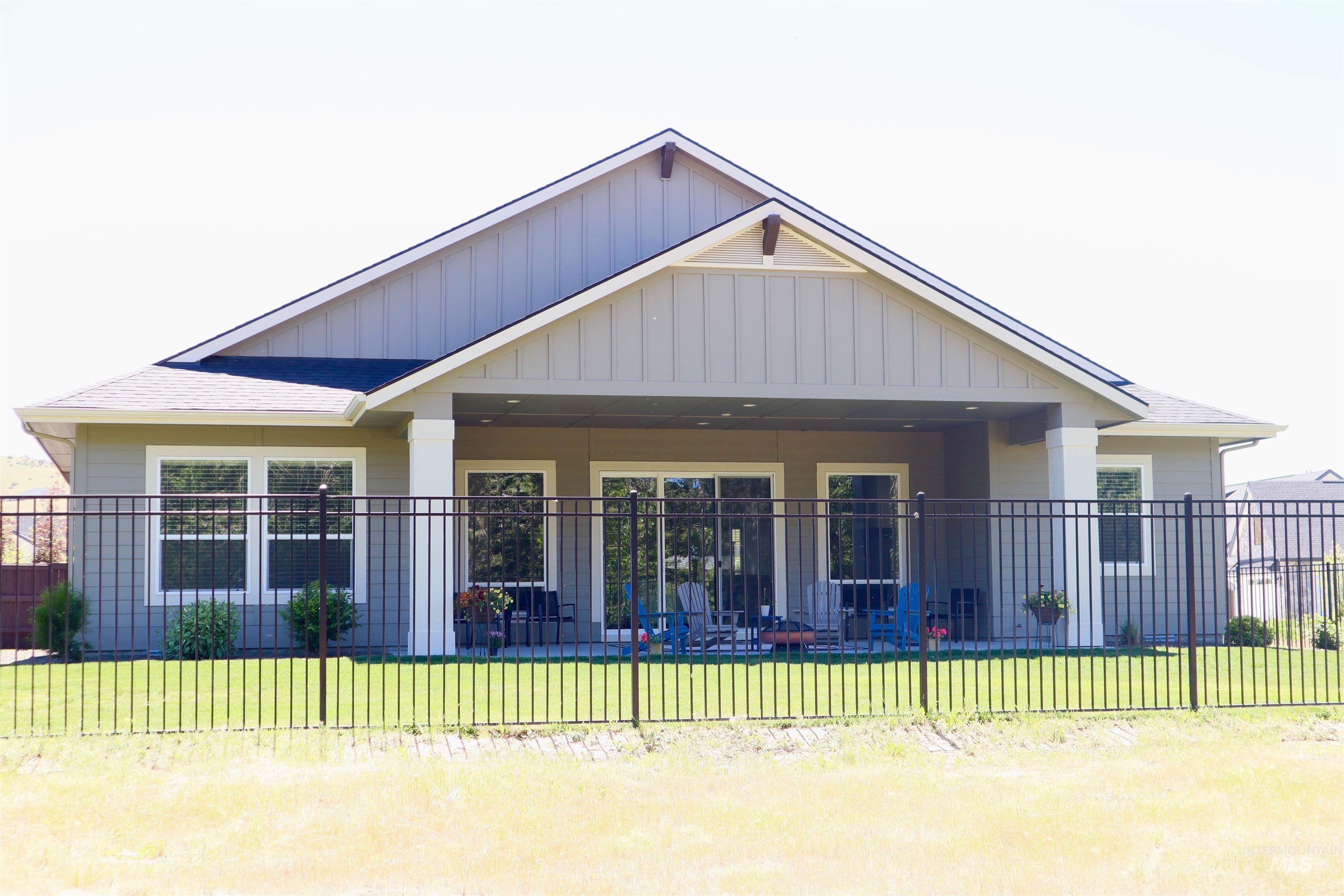 3332 W Miners Farm Drive