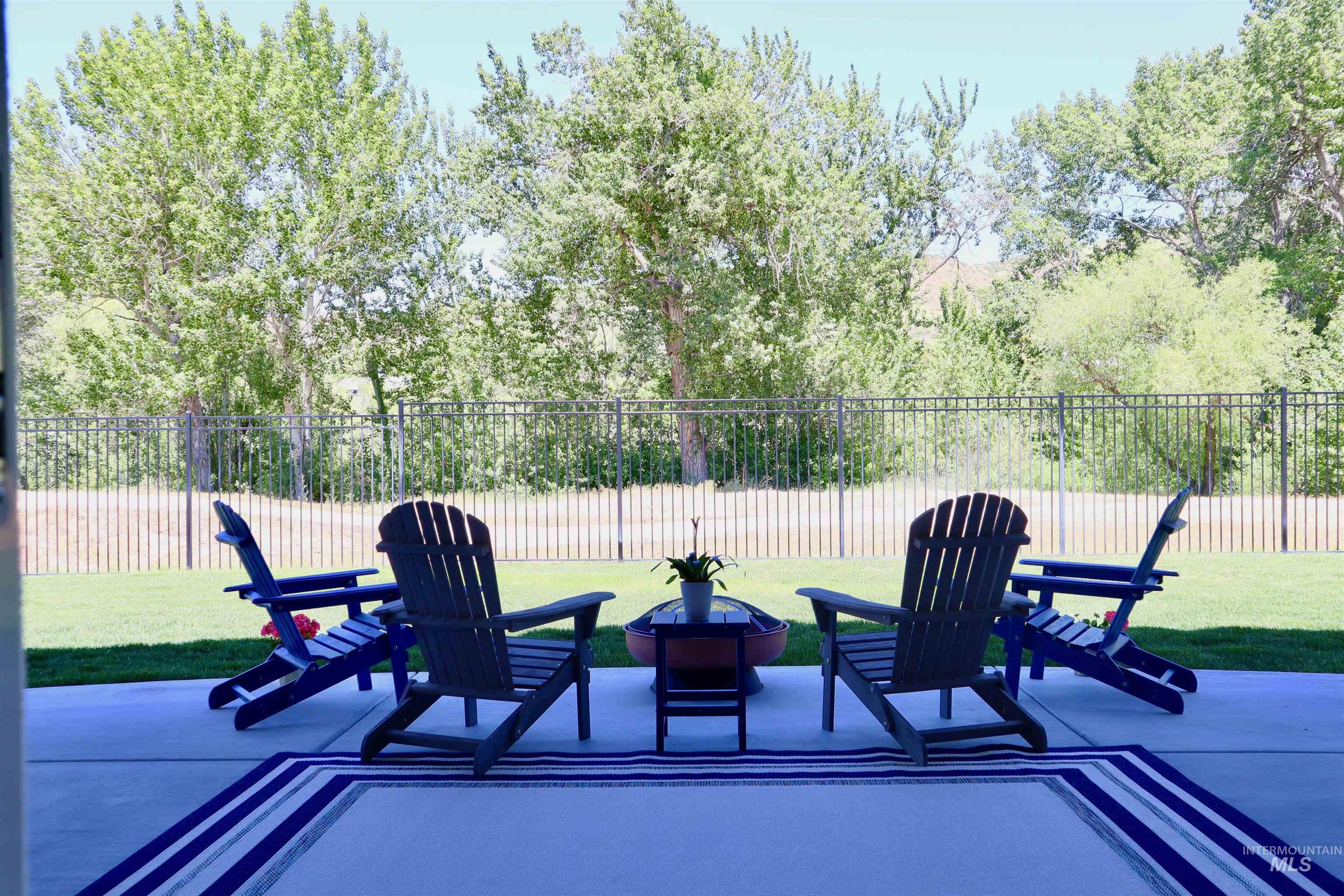 3332 W Miners Farm Drive