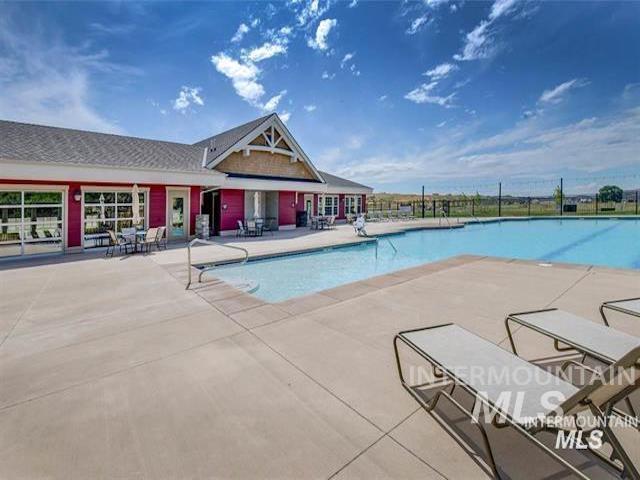 3332 W Miners Farm Drive