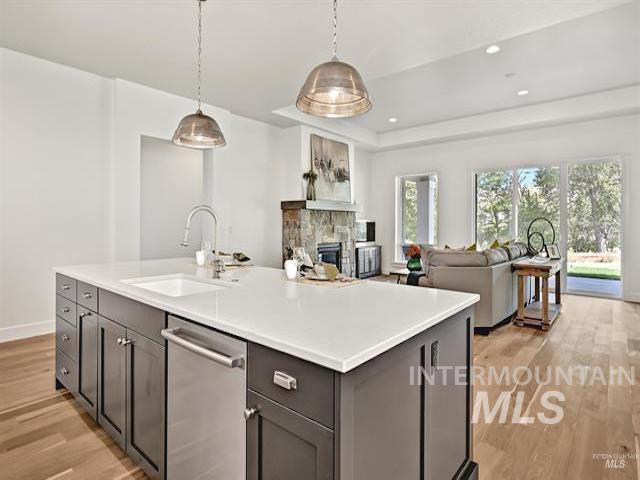 3332 W Miners Farm Drive