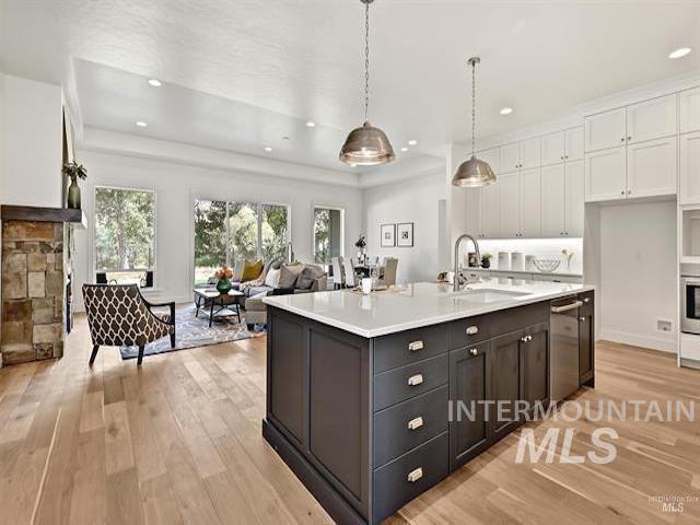 3332 W Miners Farm Drive