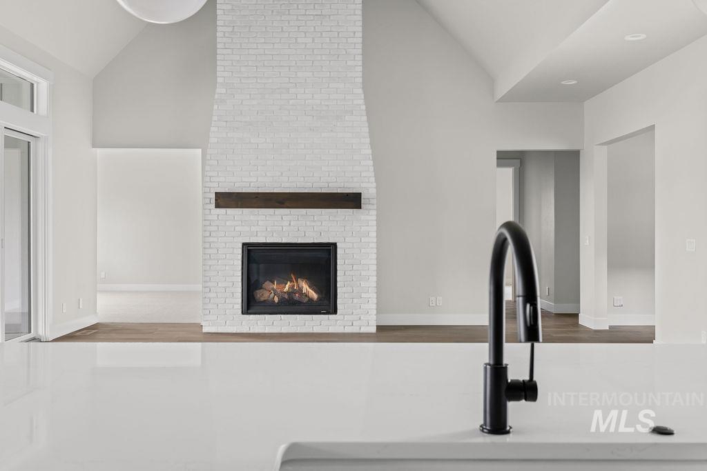 11305 N Elk Ridge Way