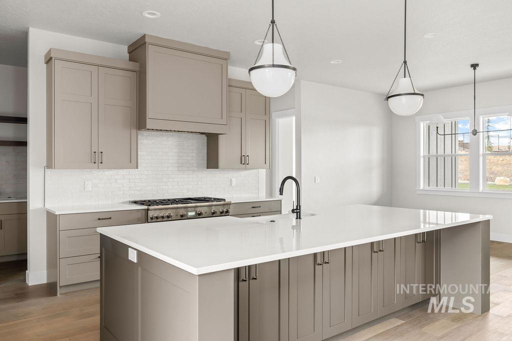 11305 N Elk Ridge Way