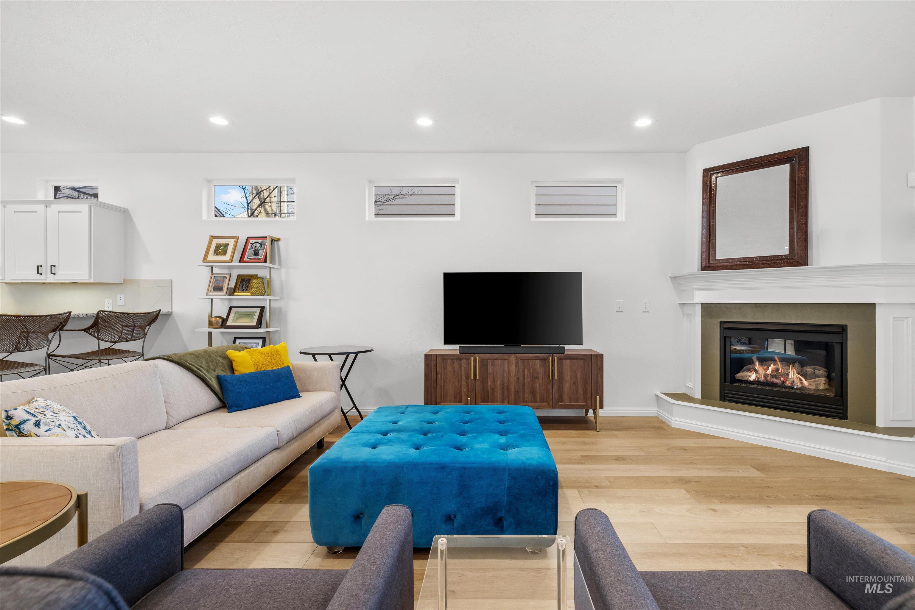 4851 E Arrow Junction Dr