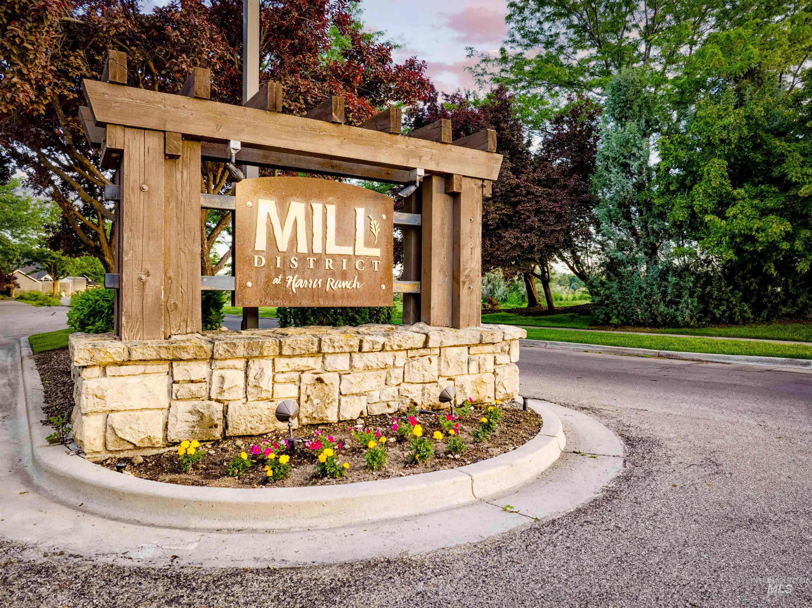 4851 E Arrow Junction Dr