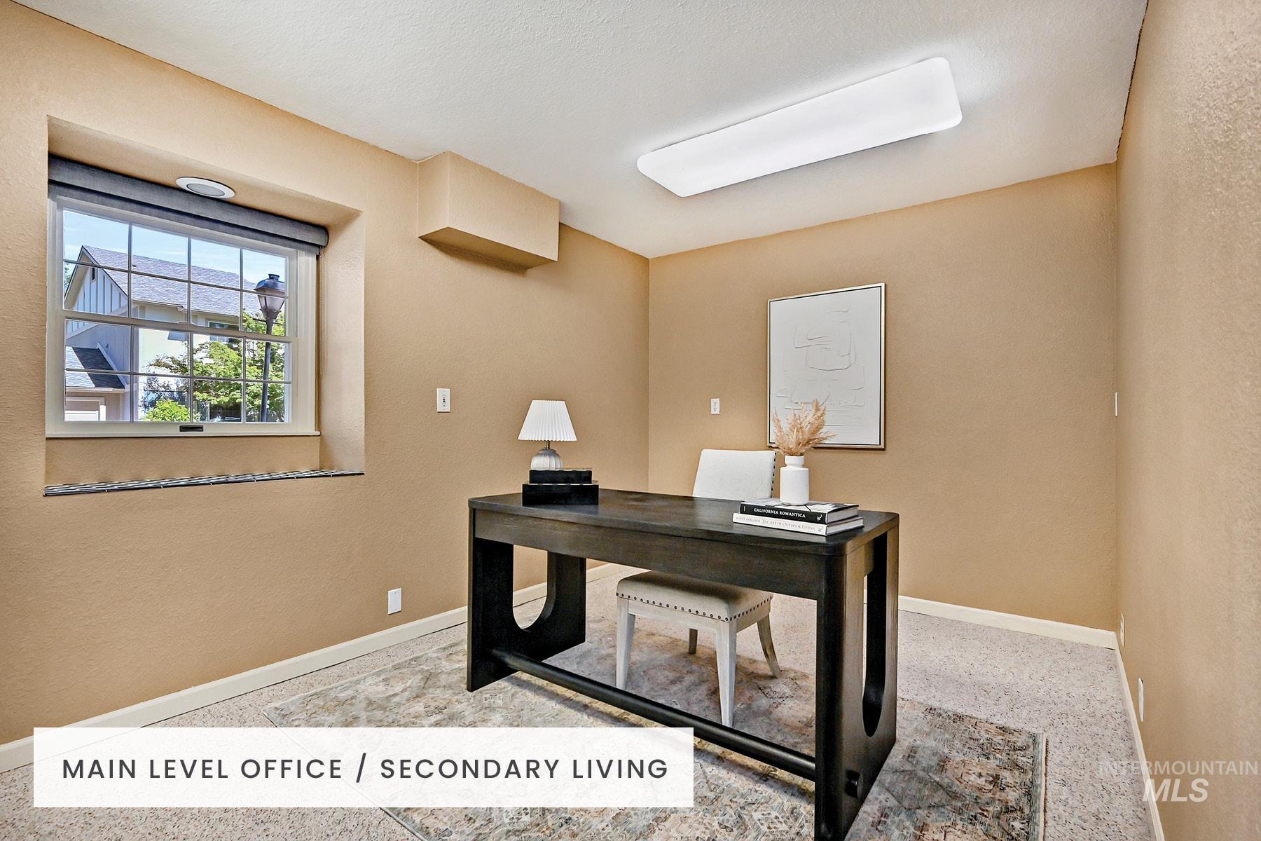 1605 E Lenz Lane
