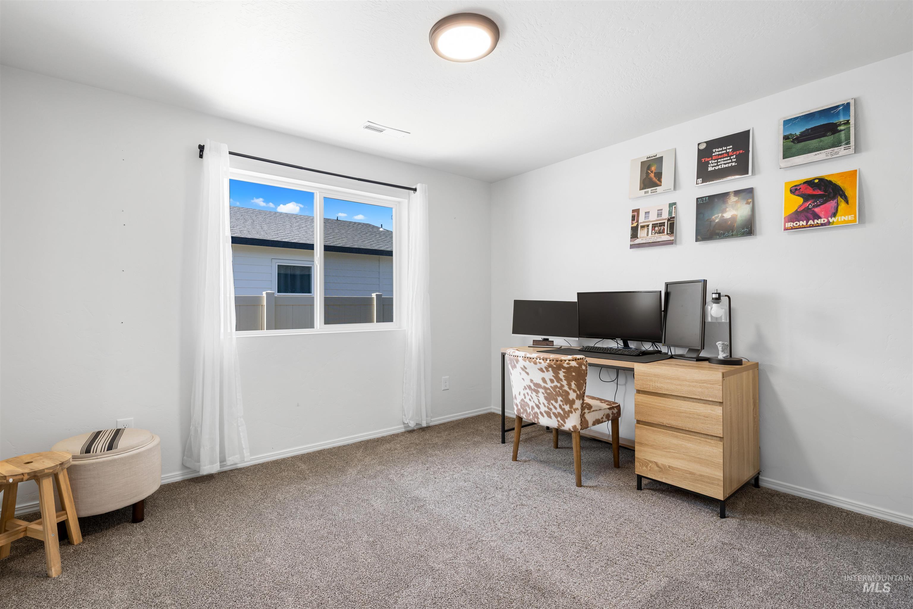 636 W Tanzanite Dr
