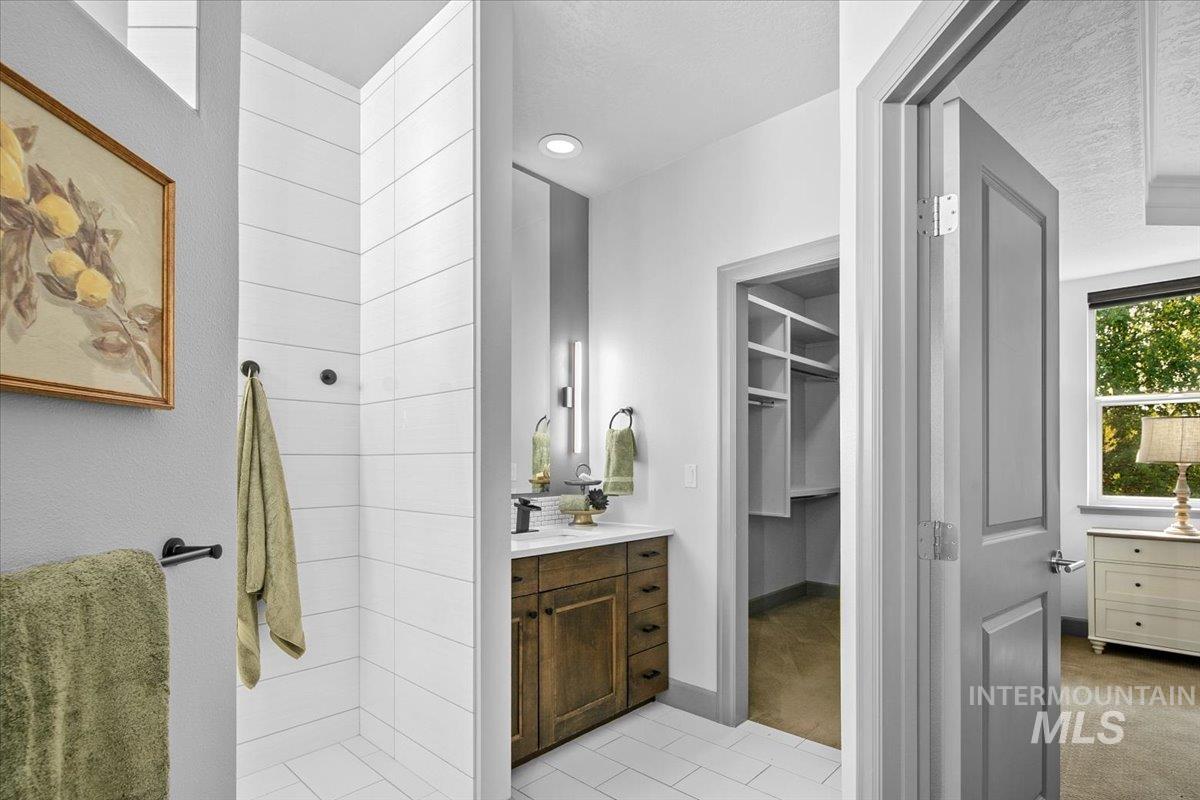 3824 S Mill Site Lane