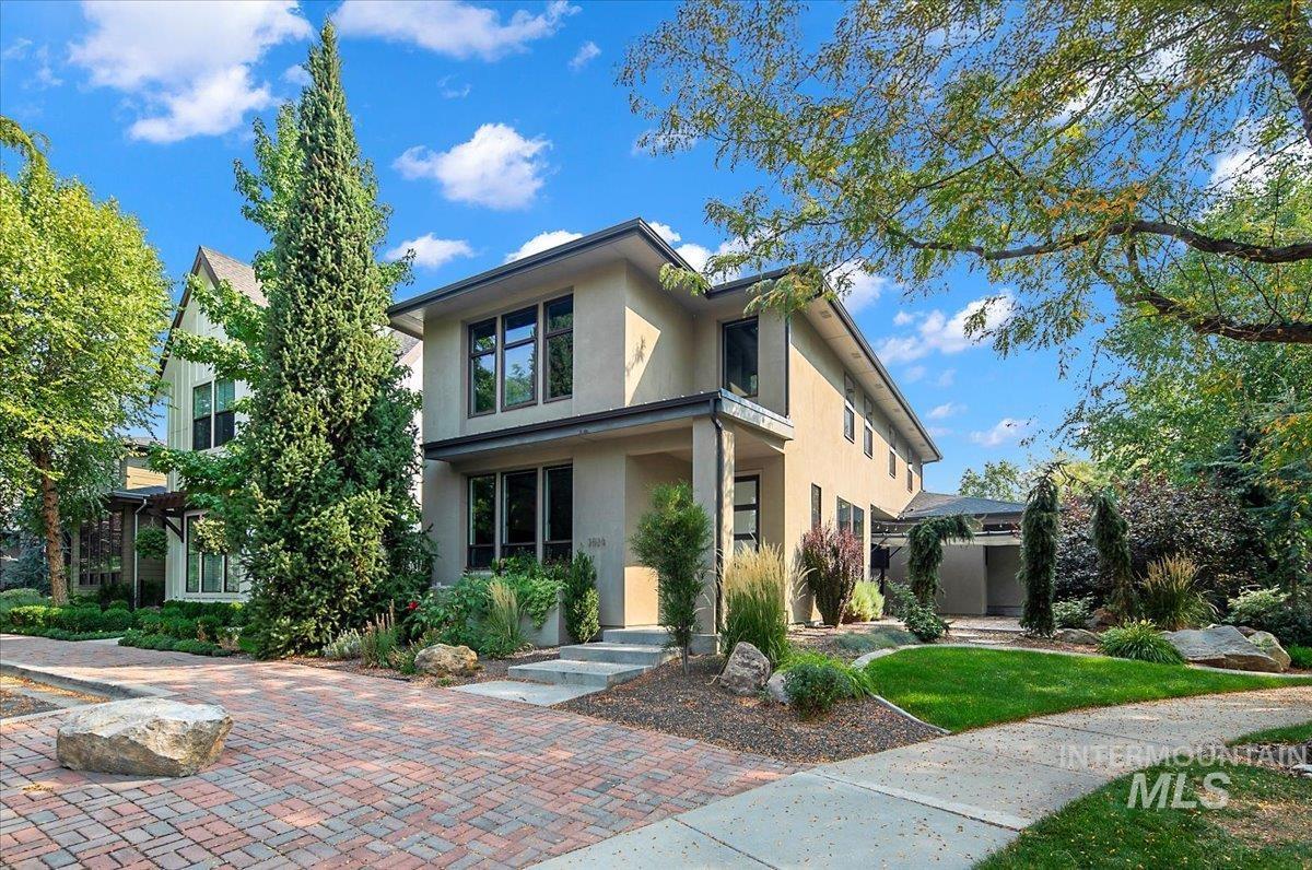 3824 S Mill Site Lane