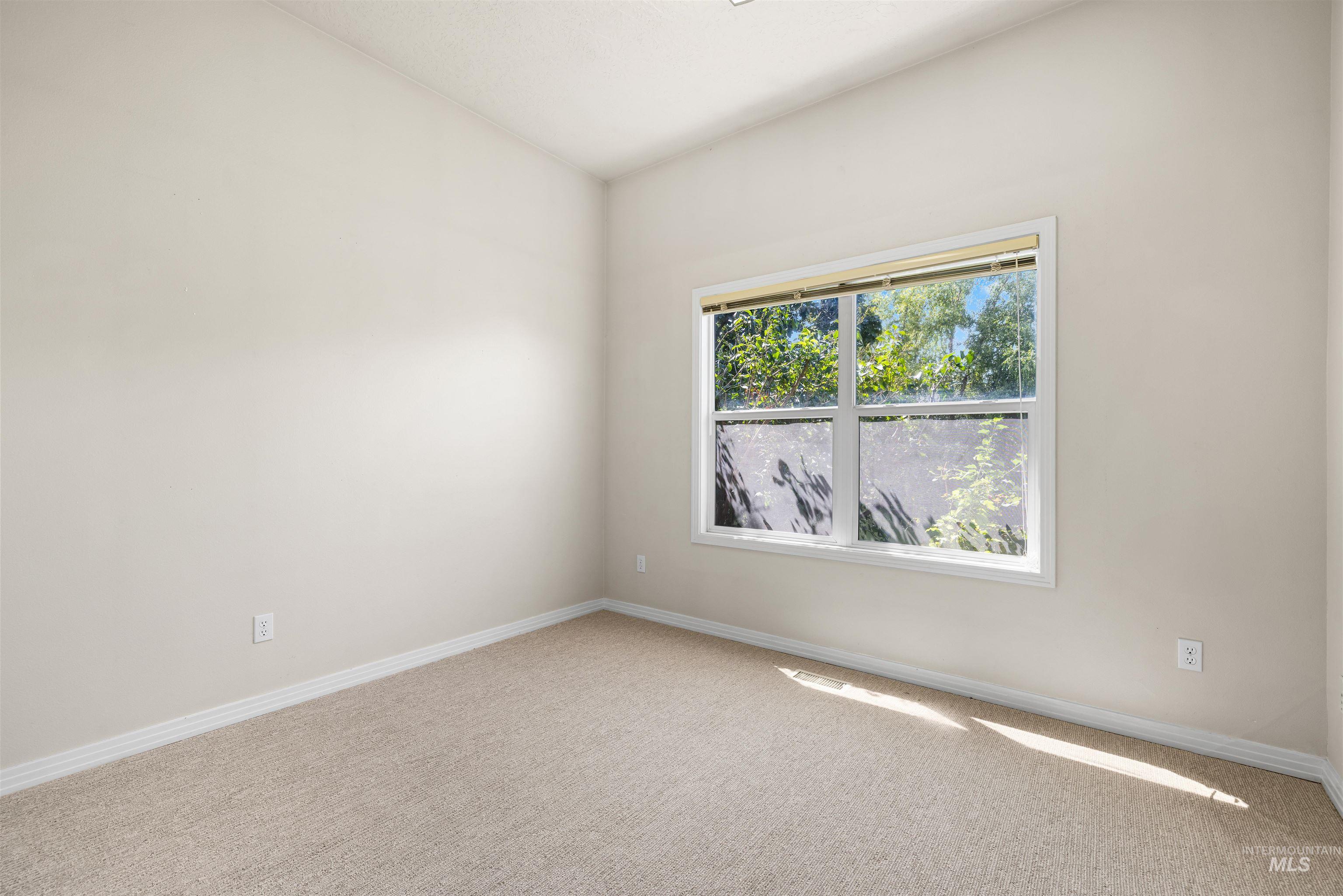 8951 W Duck Lake Dr