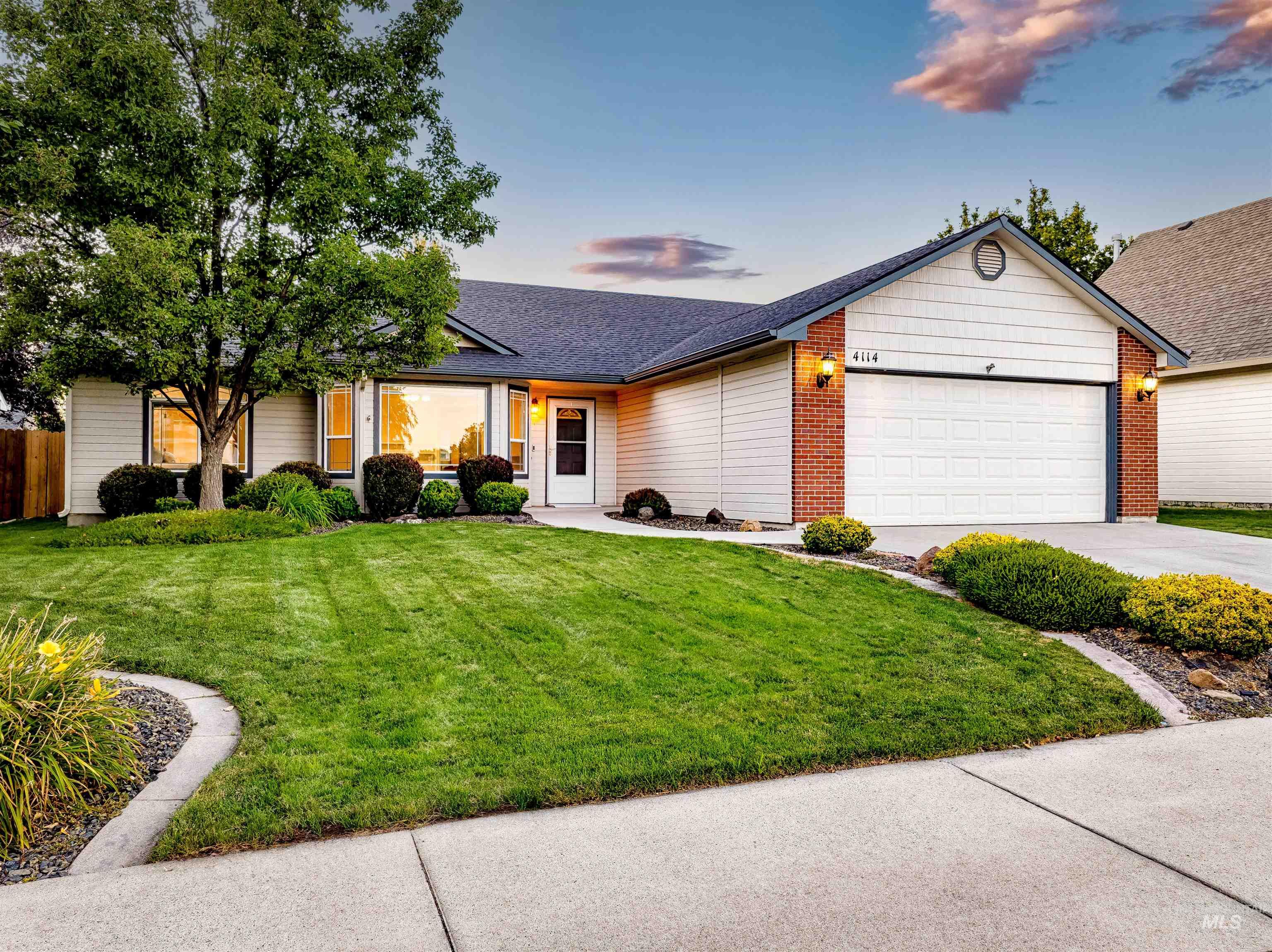 4114 Stonebridge Dr