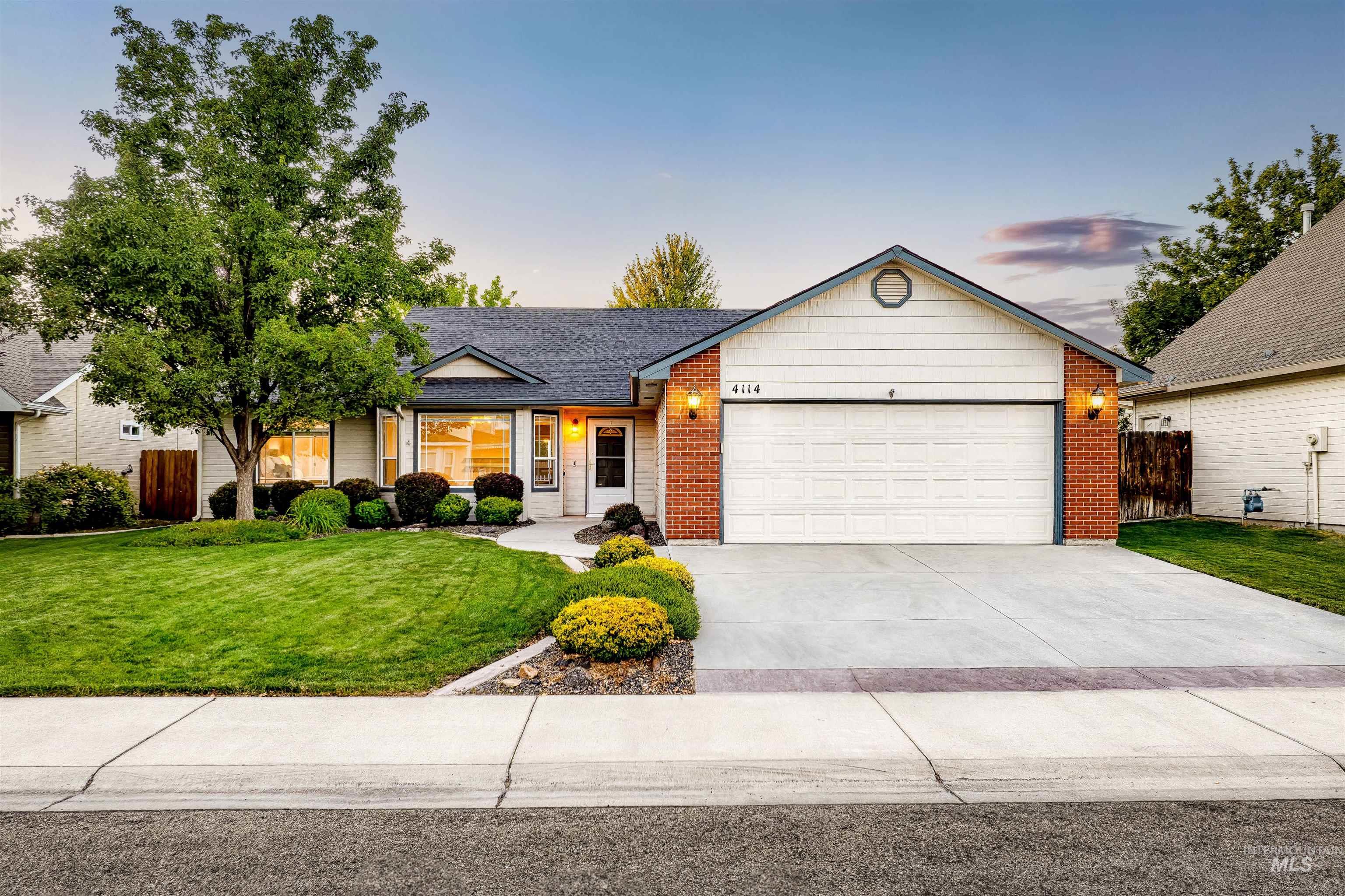 4114 Stonebridge Dr