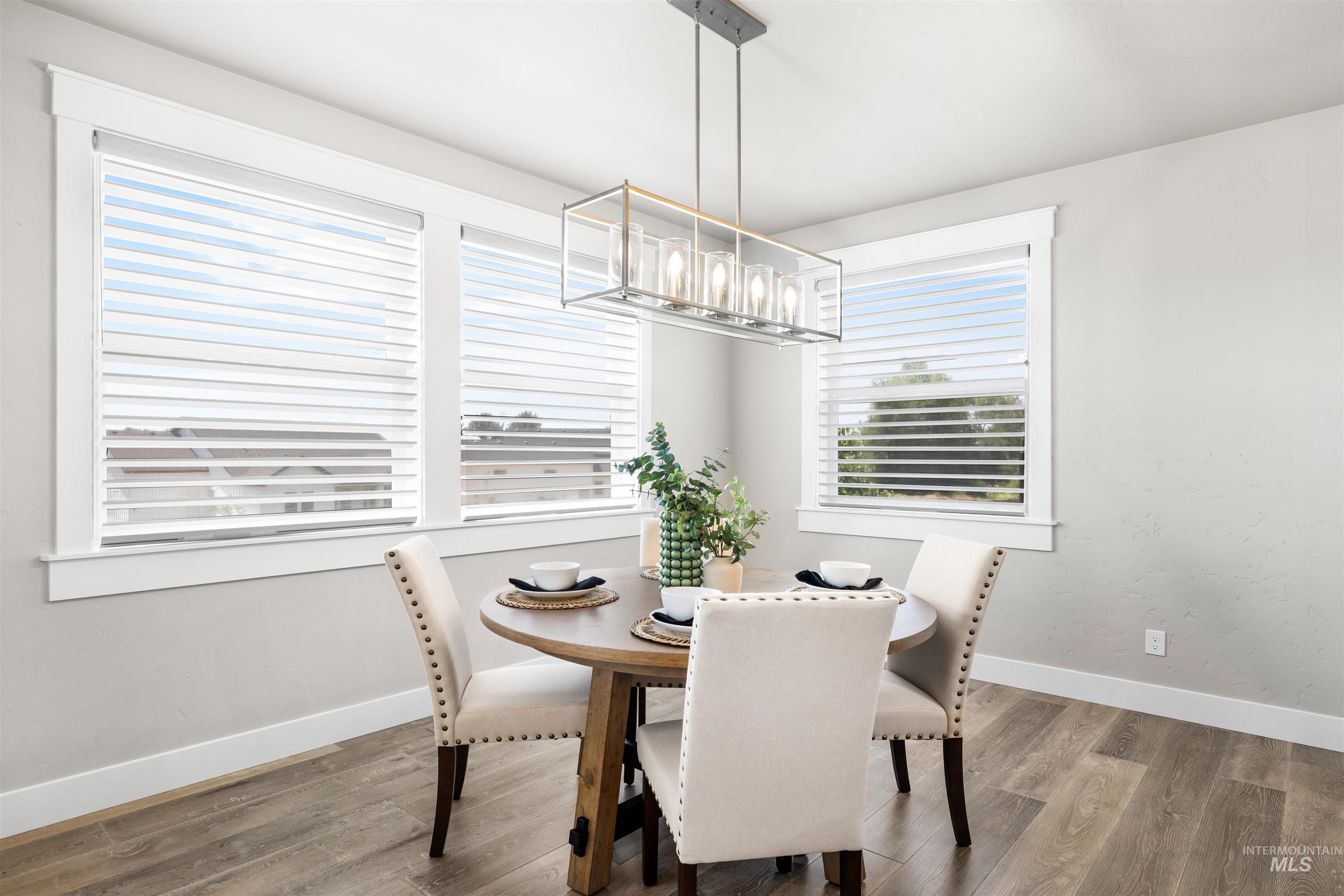 3505 W Barefoot Street