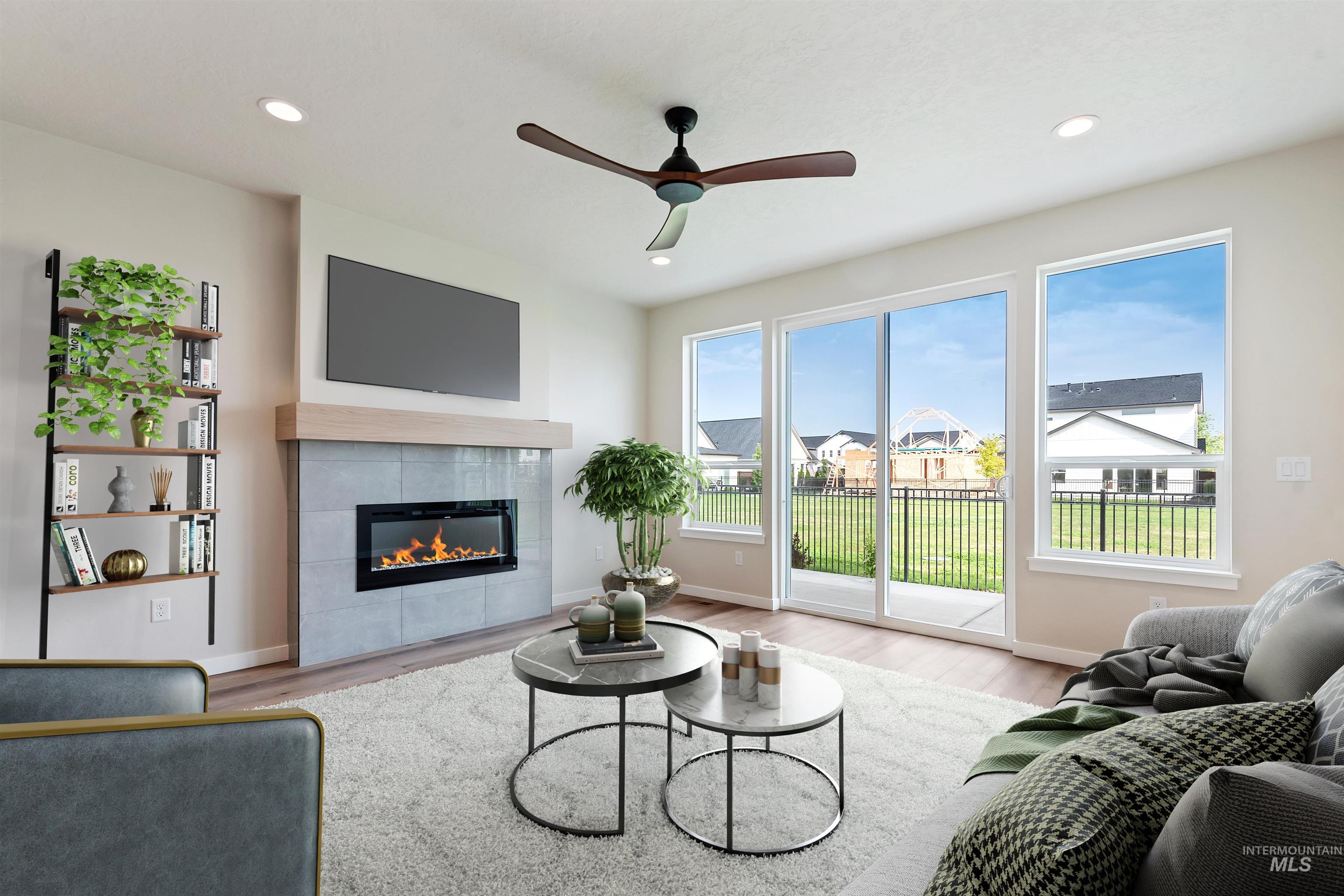 3866 W Spring House Ln