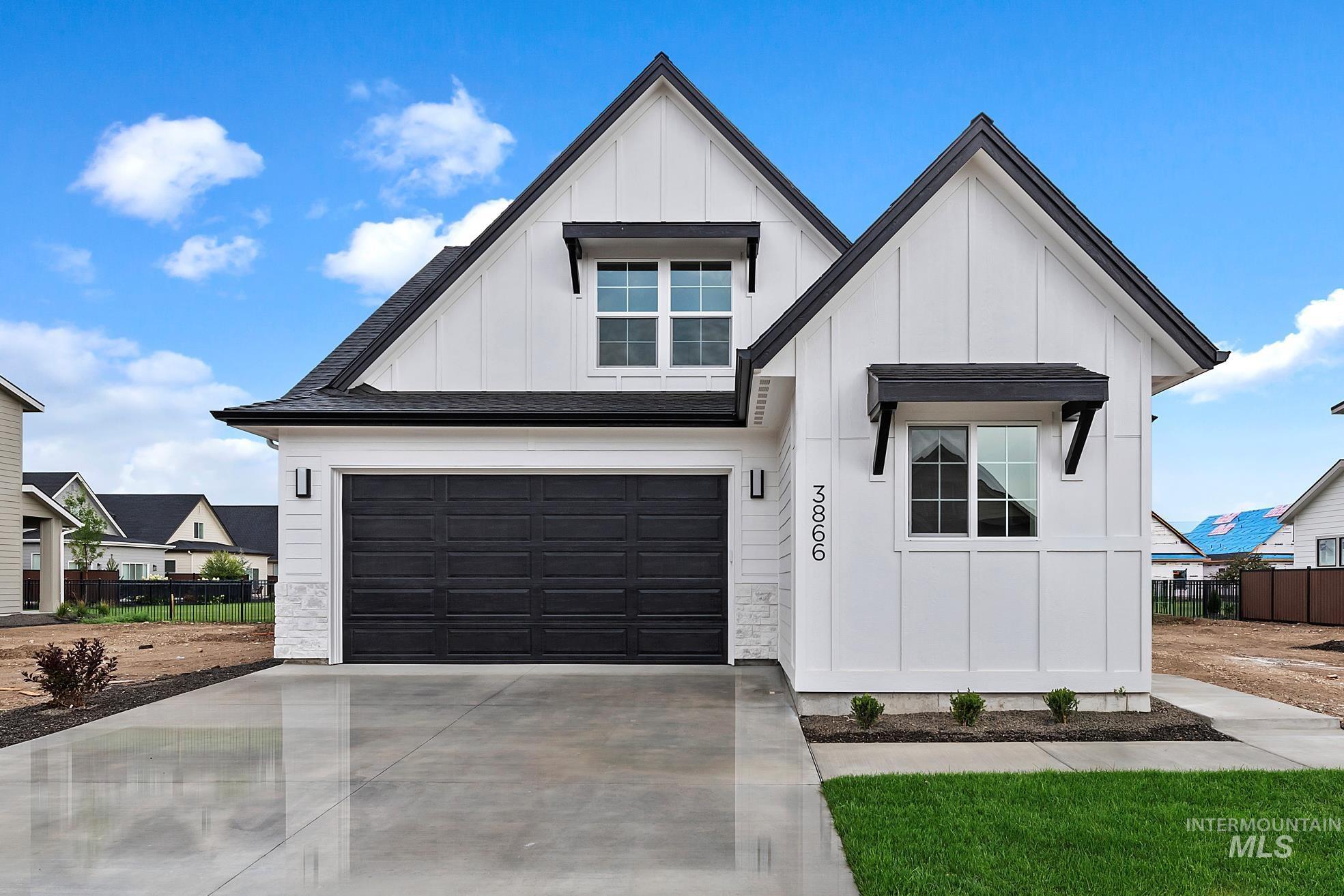 3866 W Spring House Ln