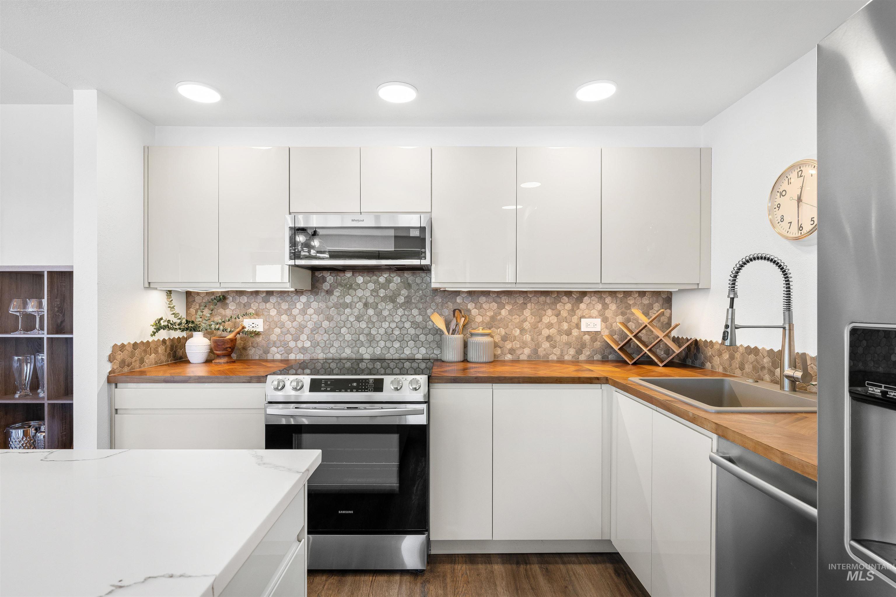 200 N 3rd Street Unit: 506