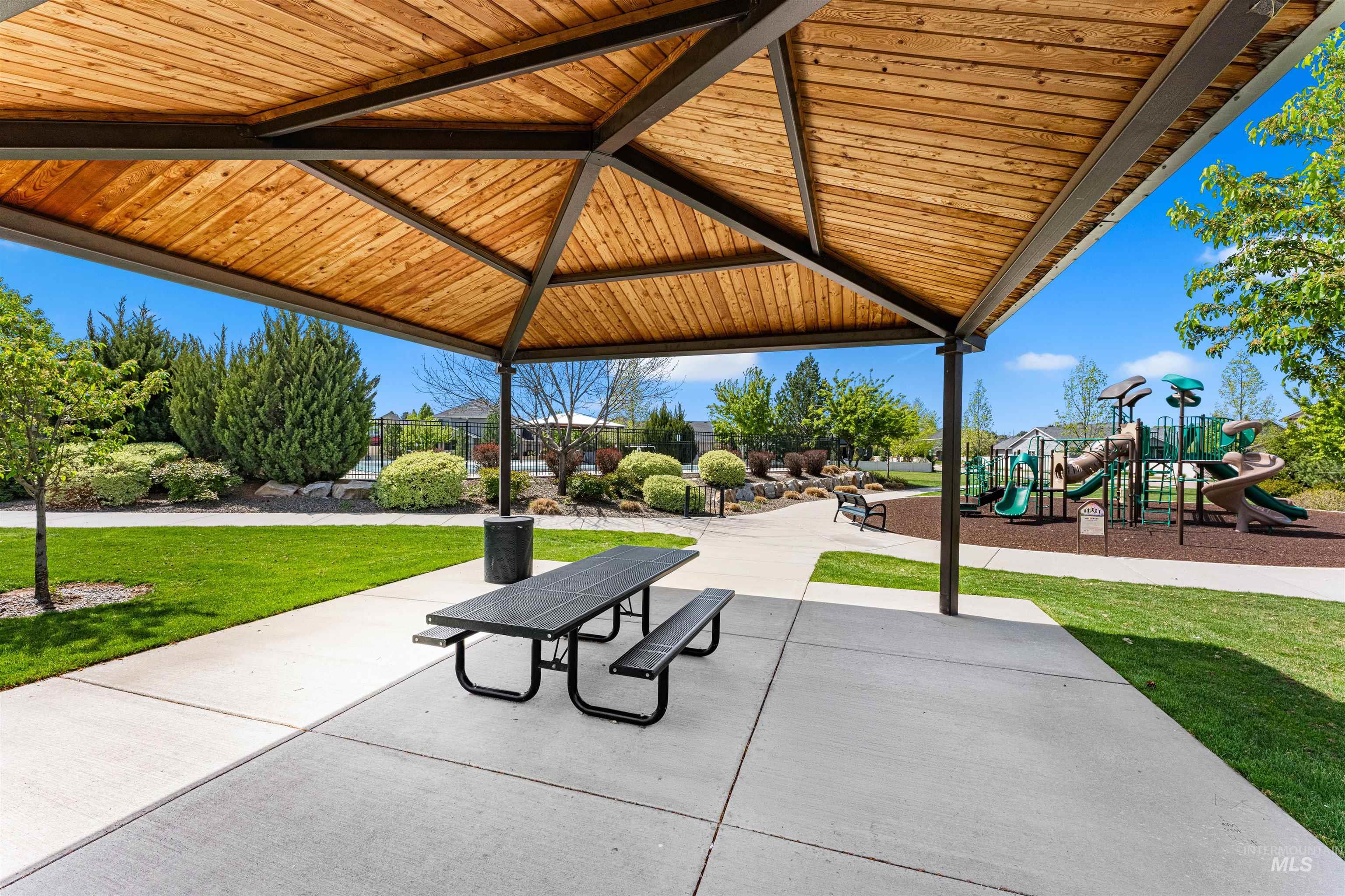 1485 W Aspen Cove Dr