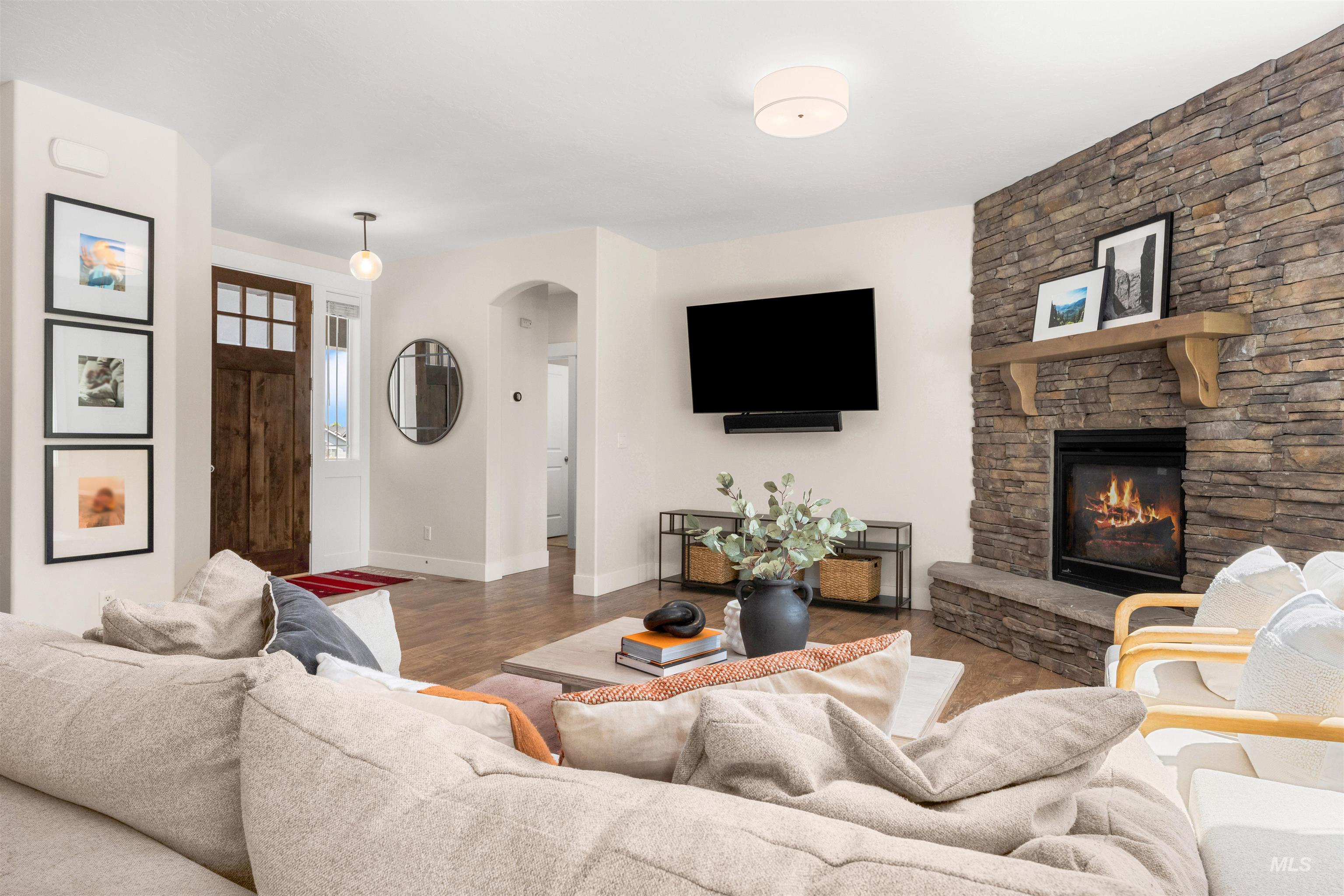 1485 W Aspen Cove Dr