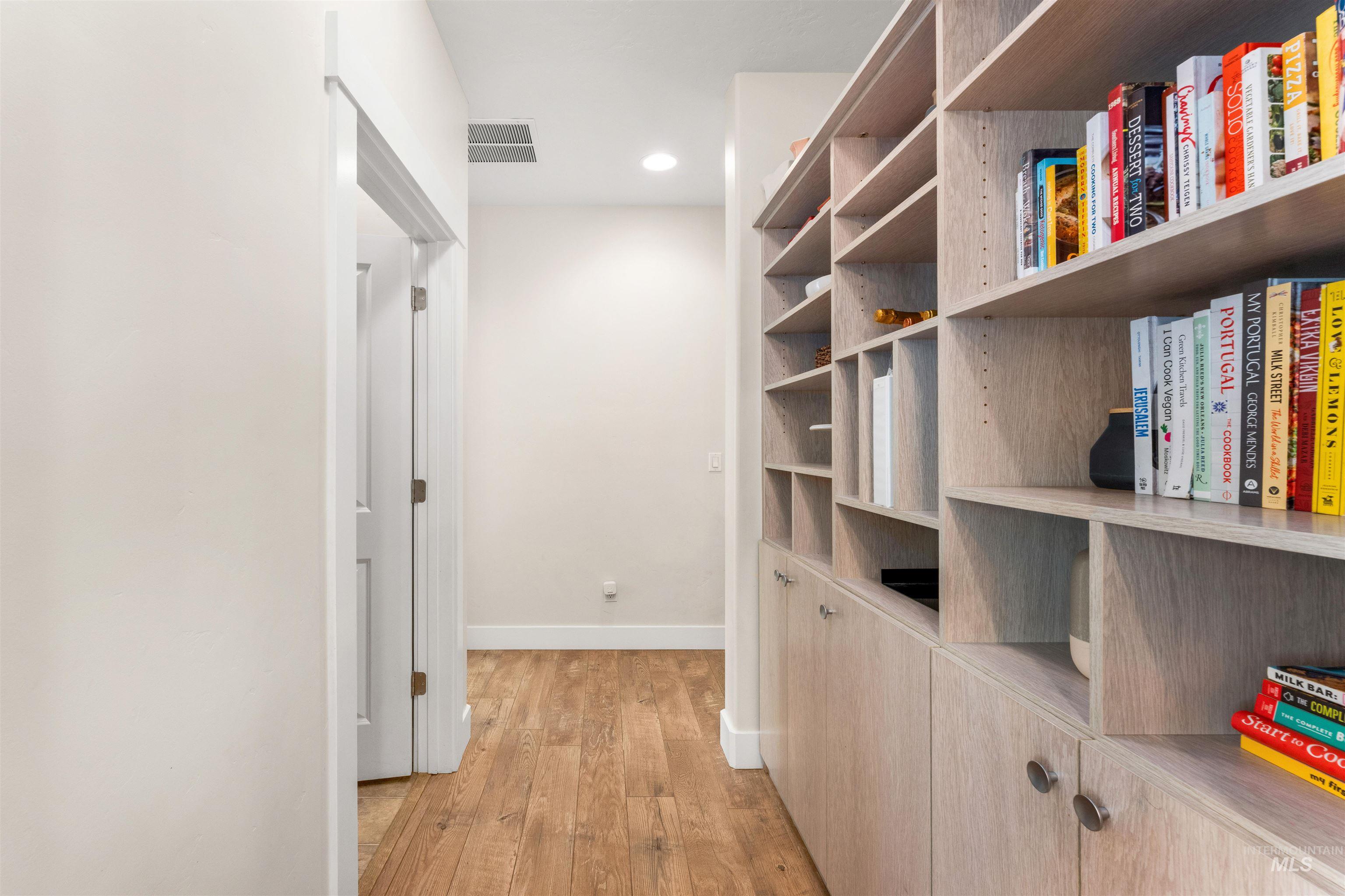 1485 W Aspen Cove Dr