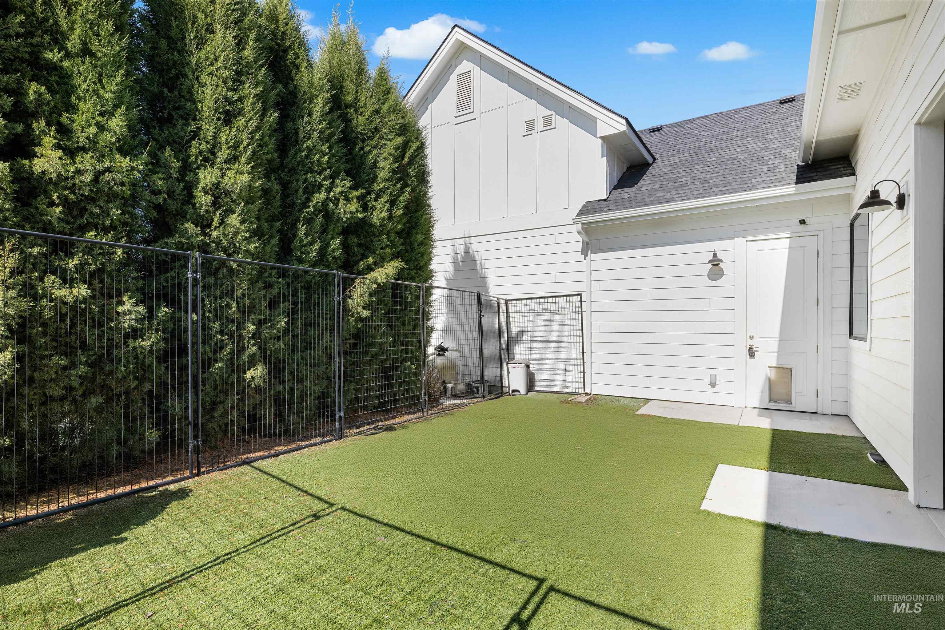 2987 W Reflection Lane