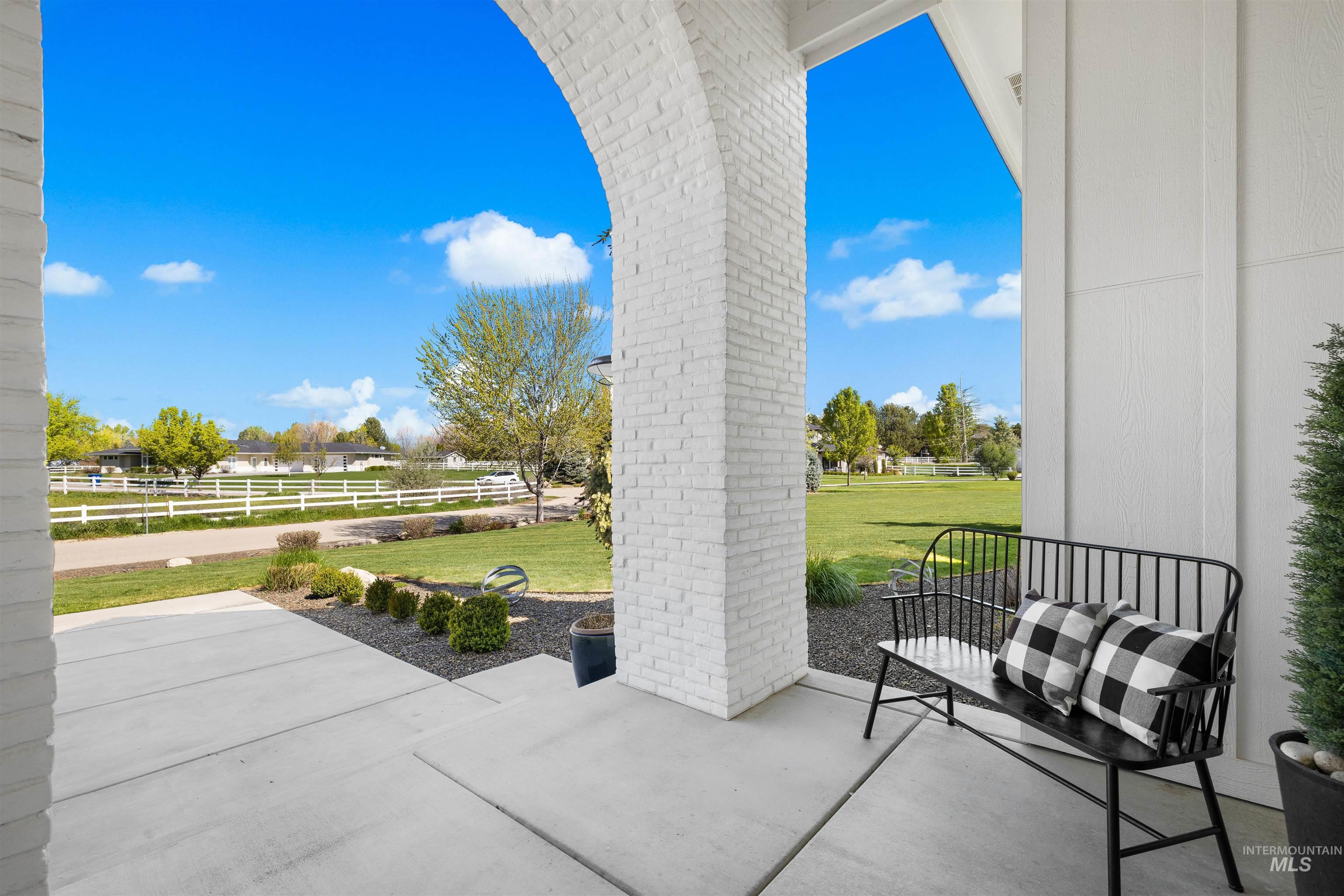 2987 W Reflection Lane