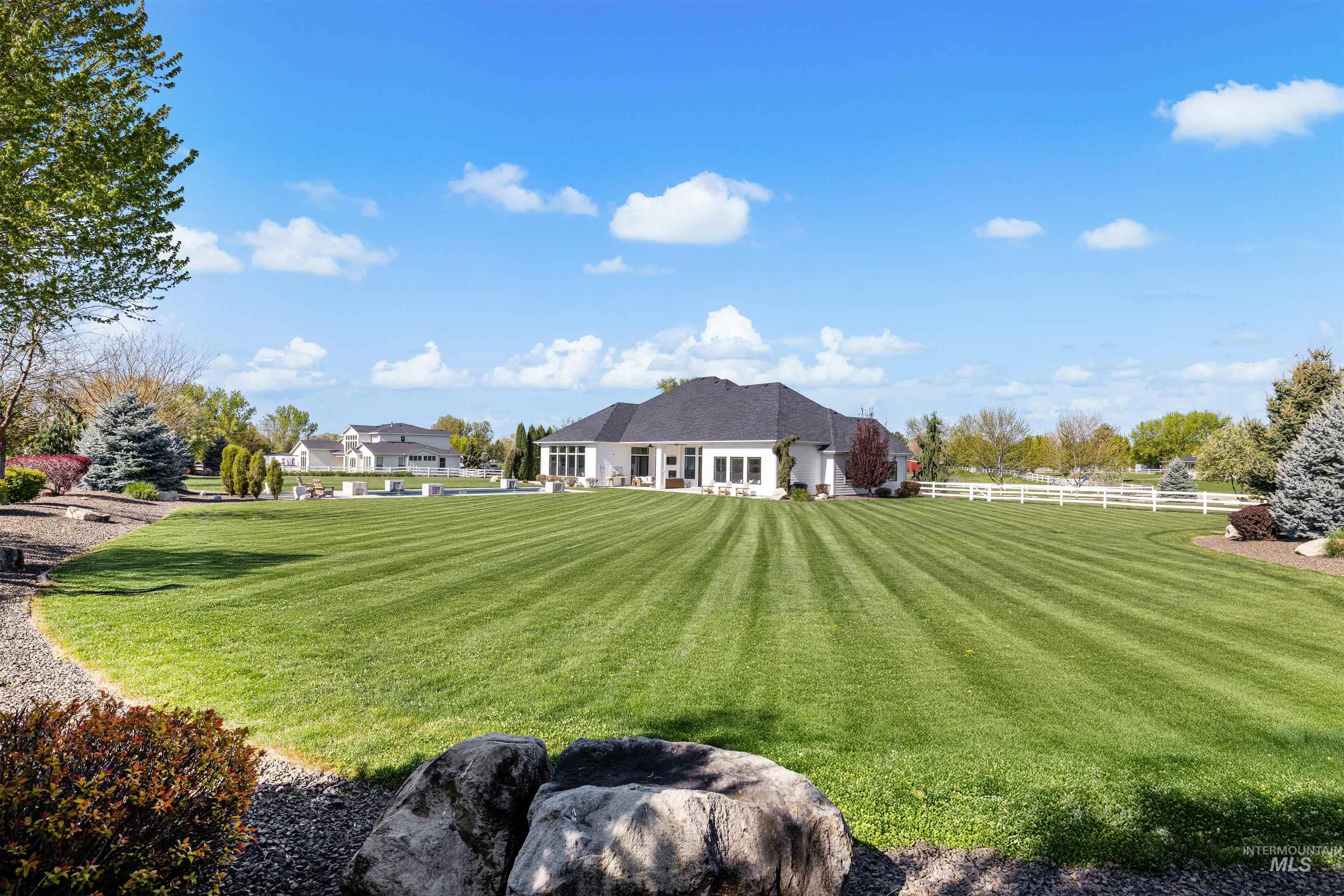 2987 W Reflection Lane