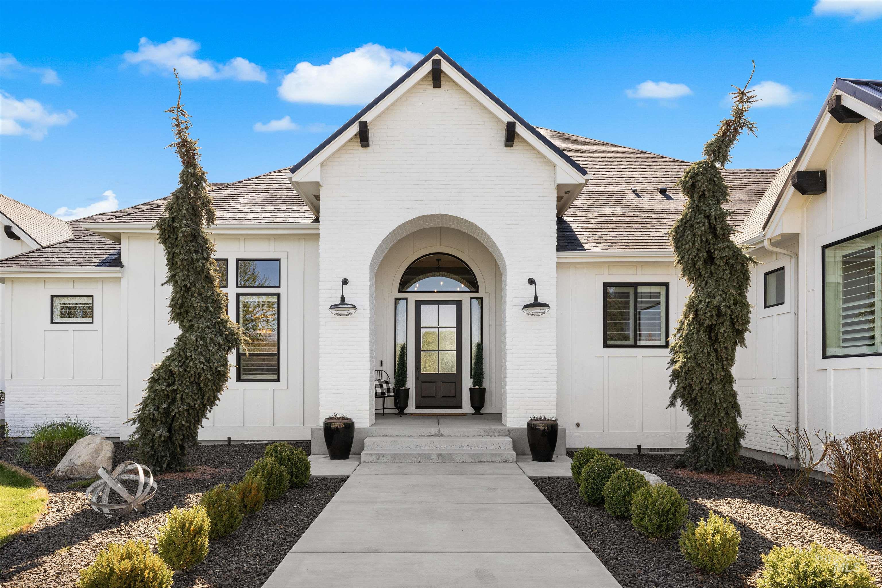 2987 W Reflection Lane