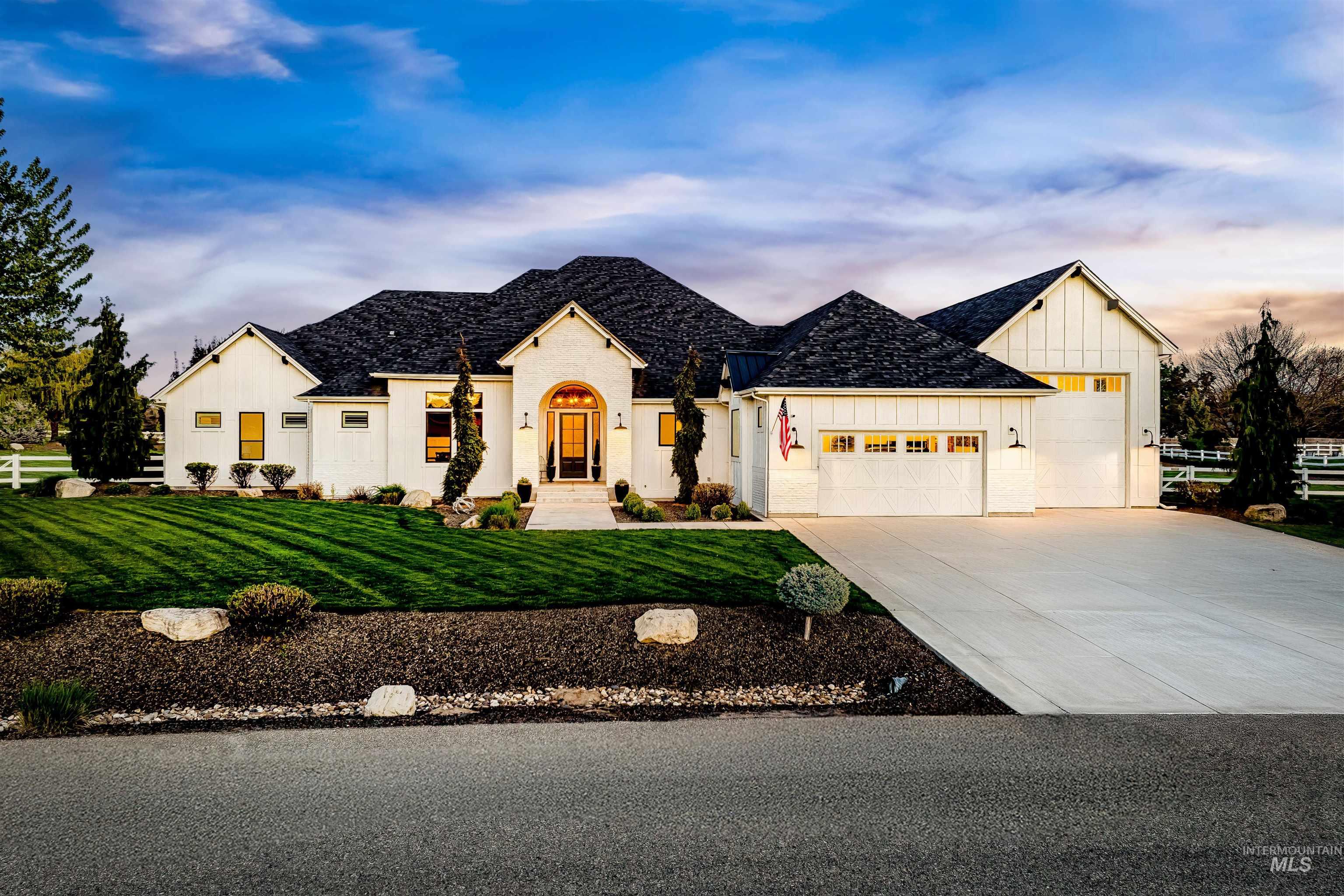 2987 W Reflection Lane
