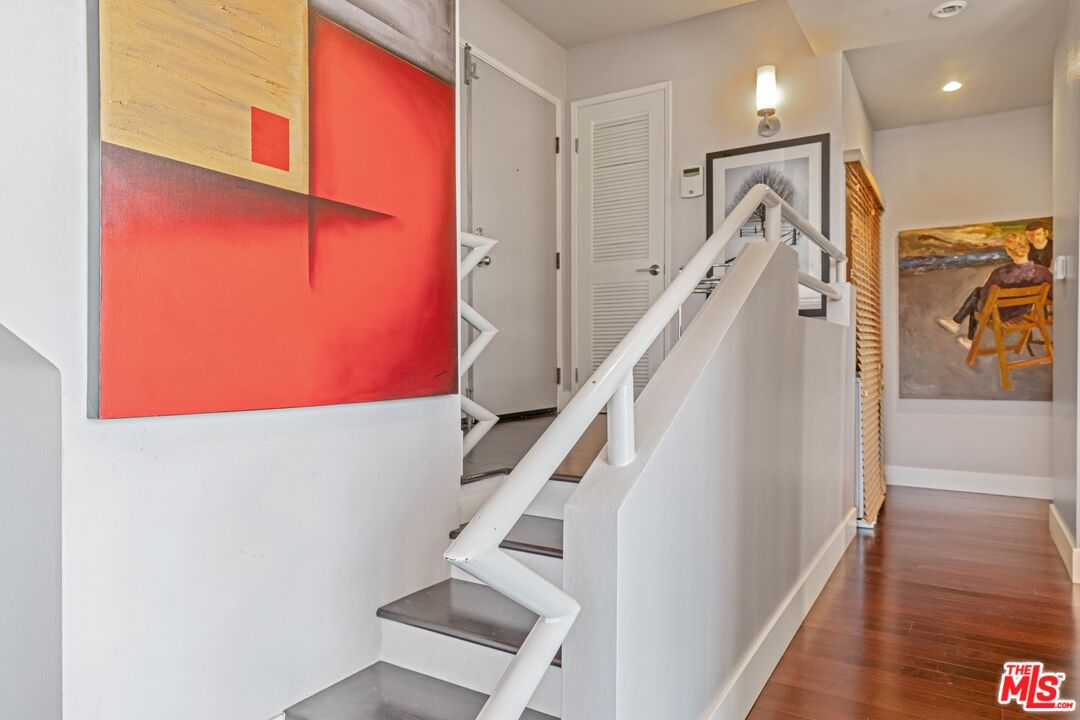 1670 MALCOLM AVE Unit: 302