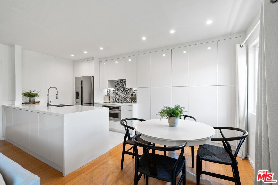 1231 Euclid St Unit: 7