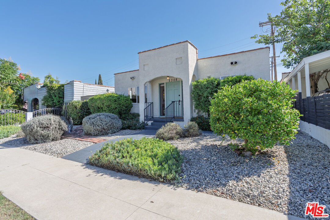 2308 S Highland Ave