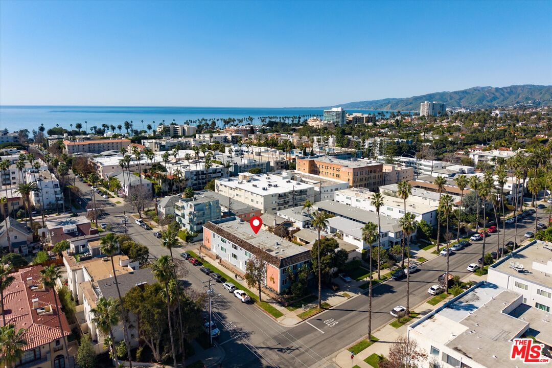 425 Idaho Ave Unit: 10