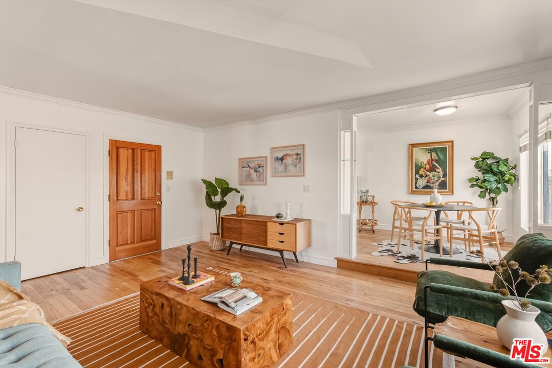 425 Idaho Ave Unit: 10