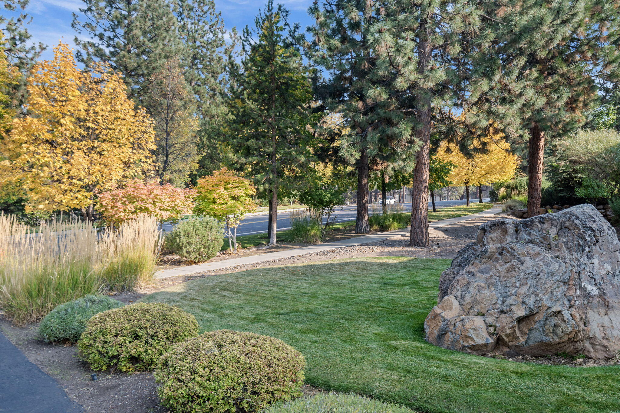 2704 NW Havre Court