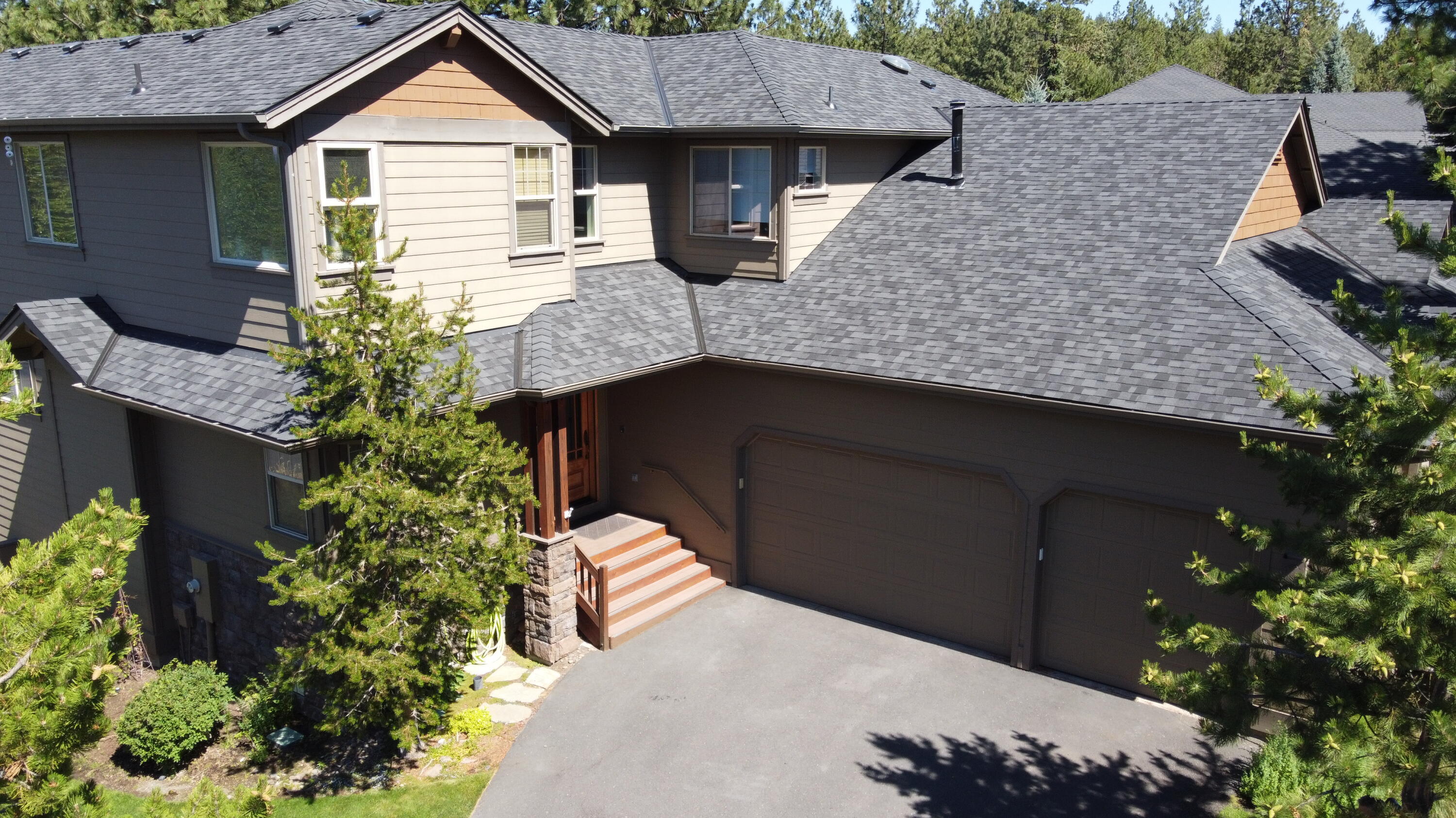 2704 NW Havre Court