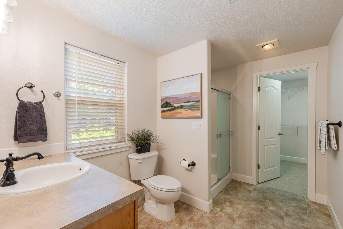 61343 Woodbury Lane