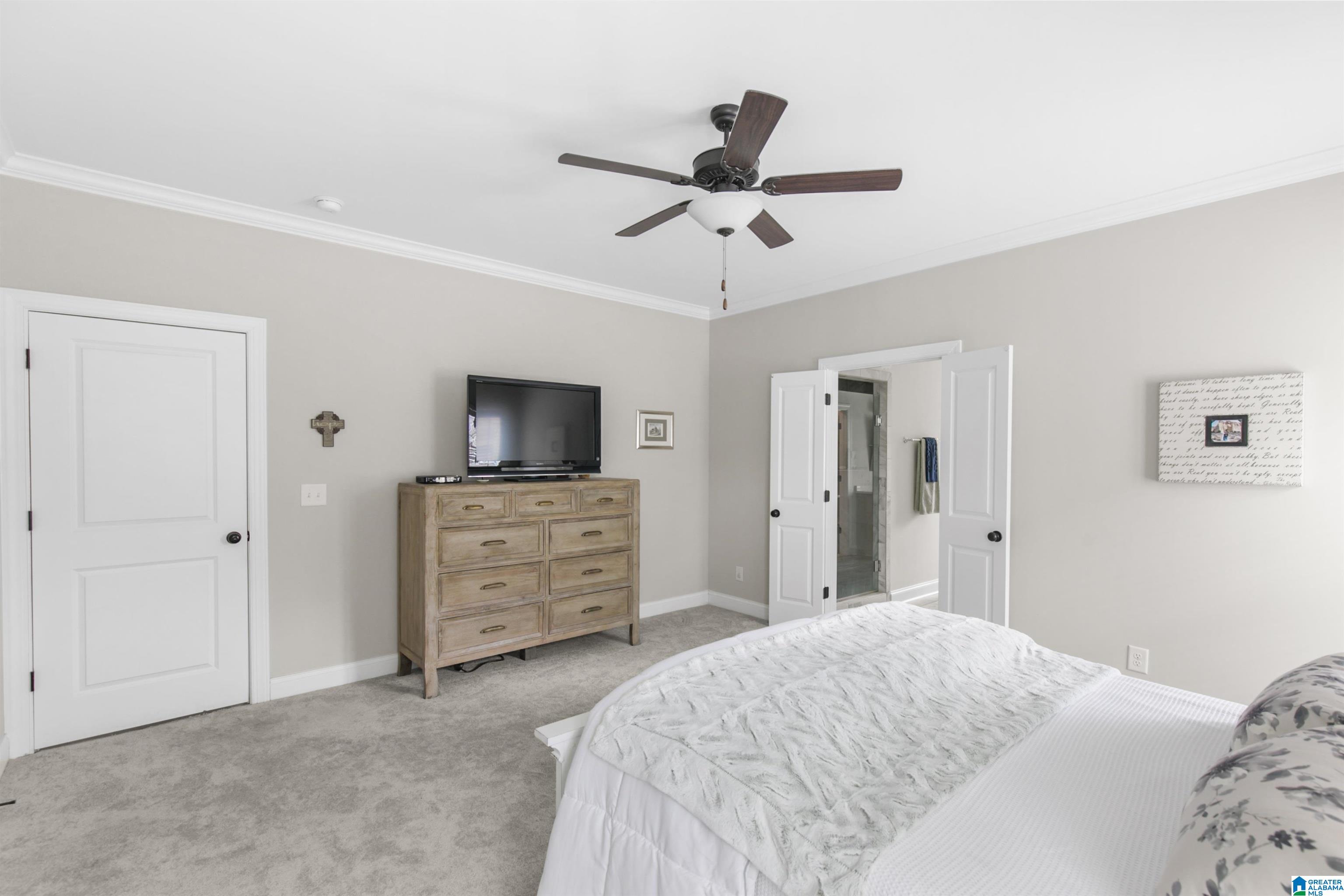 411 GRIFFIN PARK LANE